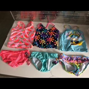 4 bikini tops & 3 bikini bottoms girls size 6/6x